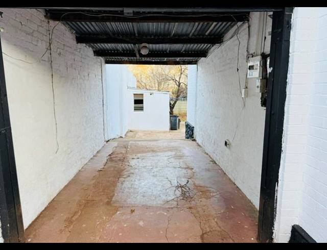 2 BEDROOM HOUSE FOR SALE IN OBSERVATORY